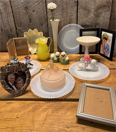 Vintage Collectibles: Vaseline Glass, Lenox Porcelain, & Art Deco 2