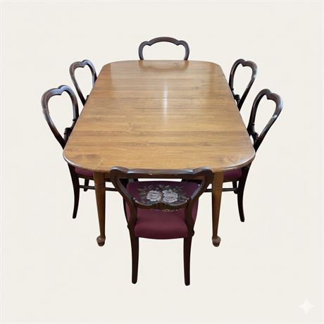Table and 6 upholstered dining chairs P