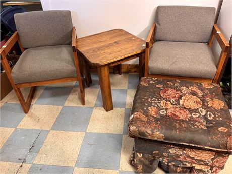 Mid-Century Modern 4-Piece Living Room Set Pair of Wood Armchairs, Side Table OA