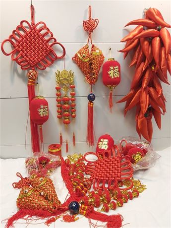 Traditional Lunar New Year Decorative Set 2, 10