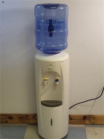 WaterMaxx Freestanding Water Dispenser OA