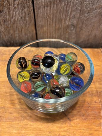 Vintage 1960s/70s Machine Made Marbles - Swirls & Multi-Vane Cat's Eyes 7