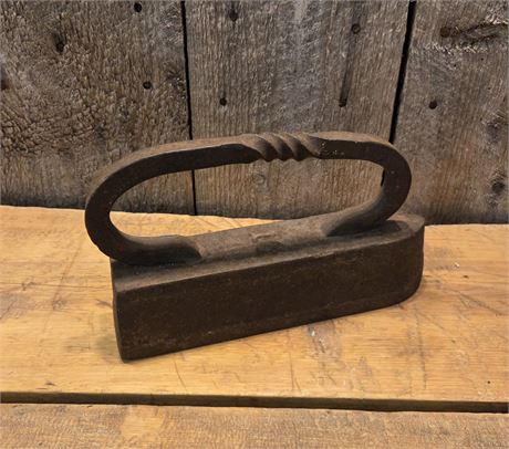 Antique 16lb Cast Iron Tailor’s Goose Sad Iron – Twisted Handle - 10.5" 12