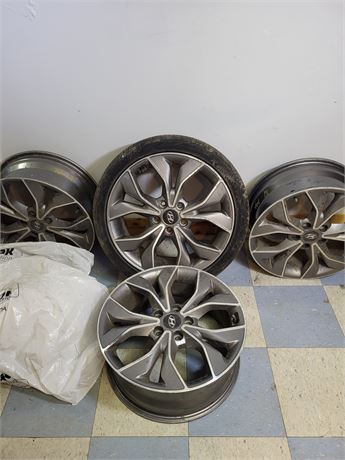 Hyundai Alloy Rim Set with Hankook Tire 21