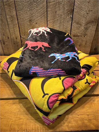 Vibrant Emoji XOXO Comforter & Colorful Pop Art Horse Fleece 16