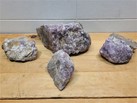 Raw Amethyst Mineral Display Set