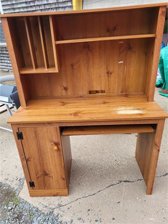 Wood Finish Computer Desk