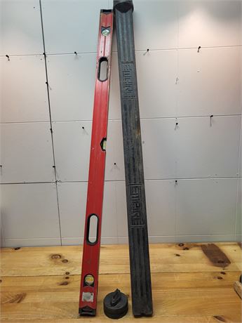 Empire Level and Protective Case