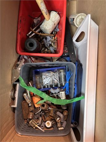 Mixed Mechanics items: Toolboxes, Sockets, Mallet & Hardware