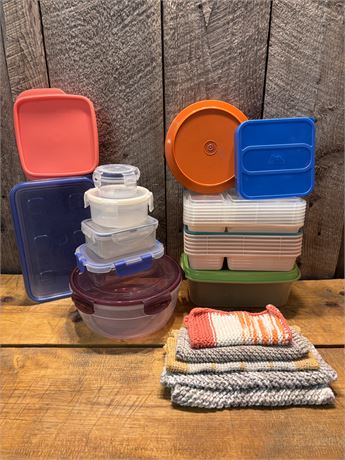 Stacked Bentgo Prep Boxes, Plastic Food Storage & Hand-Knit Dishcloths