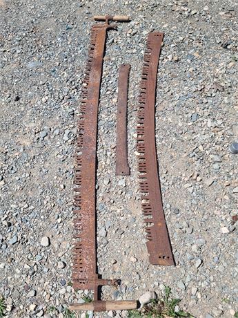 Antique Primitive Logging Crosscut Saw & Loose Blade