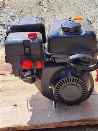 ​7HP (212cc) Gas Engine – 4-Stroke OHV Utility Motor – Like New B
