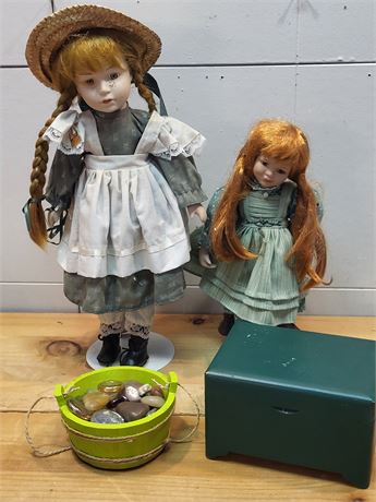 ​Vintage "Anne of Green Gables" Porcelain Dolls with Wooden Box & Pail