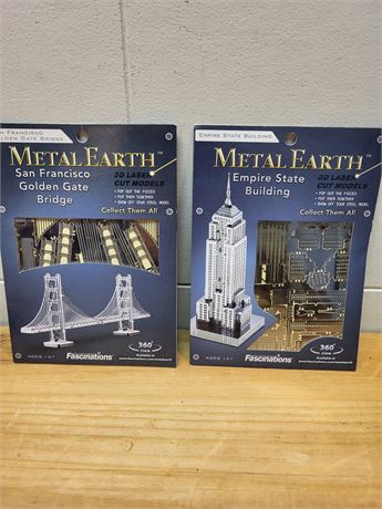 ​Metal Earth 3D Miniature Models - Empire State & Golden Gate Bridge