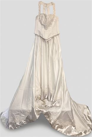 Vintage Sweetheart Gowns Beaded Wedding Dress - Size 16