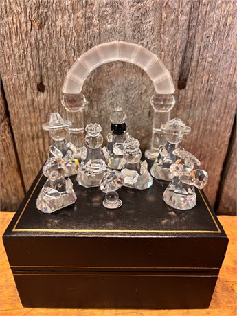 Stunning Miniature Faceted Crystal Nativity Set