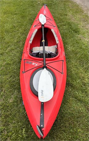 Dagger Axis 10.5 Crossover Kayak - Red (Includes Lavika Paddle)