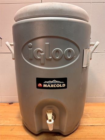 Igloo MaxCold 5-Gallon Heavy-Duty Insulated Beverage Cooler Jug
