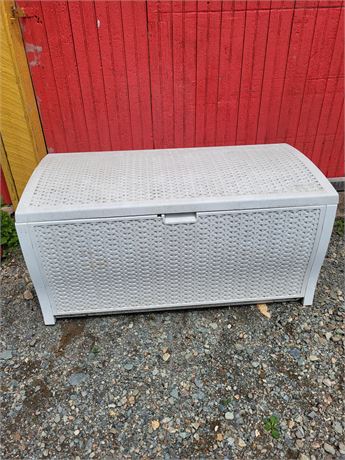 Resin Outdoor Storage Bin