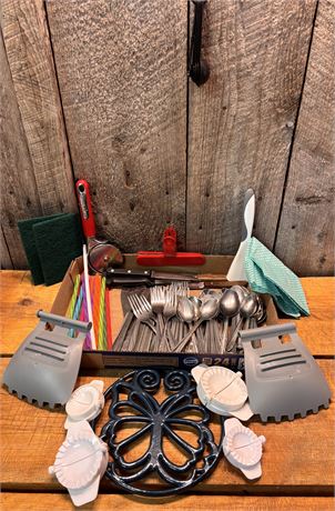 Large Kitchenware & Gadgets
