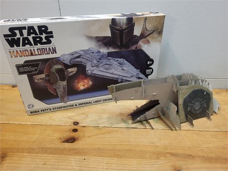 Star Wars The Mandalorian Paper Model Kit