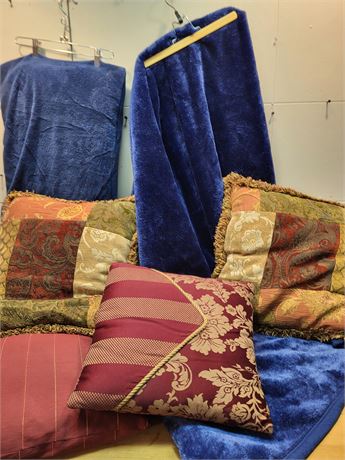 Decorative Bedding and Throw Set