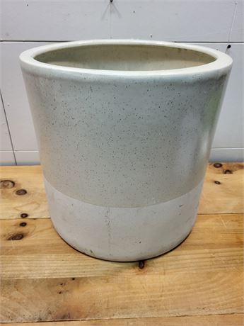 Two-Toned Speckled Planter
