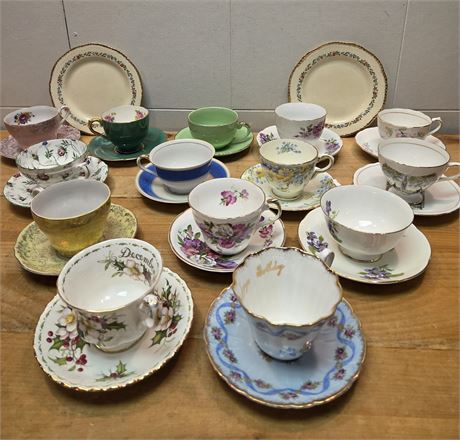 Vintage Fine Bone China Tea Cup & Saucer Set with Side Plates