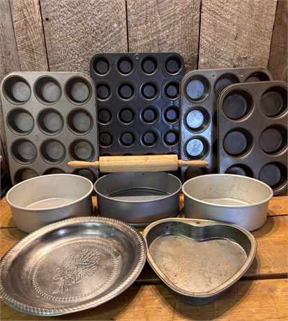 Vintage & Modern Bakeware Collection
