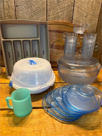 Vintage Tupperware, Microwave Steamer & Kitchen Accessories