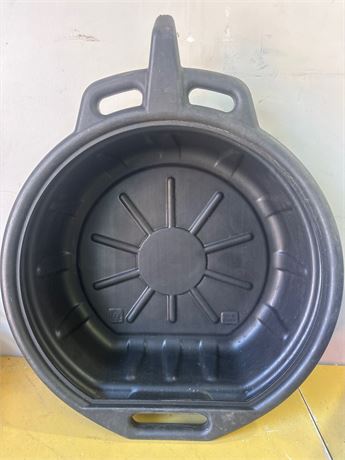 18" x 6" Heavy-Duty Plastic Oil Drain & Fluid Collection Pan
