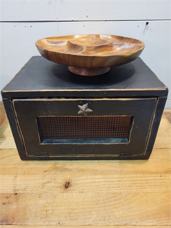 ​Rustic Farmhouse Bread Box with Wooden Serving Dish
