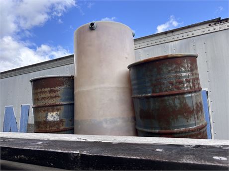 Industrial & Utility Storage: Metal Drums, Poly Tank & Plastic Barrels