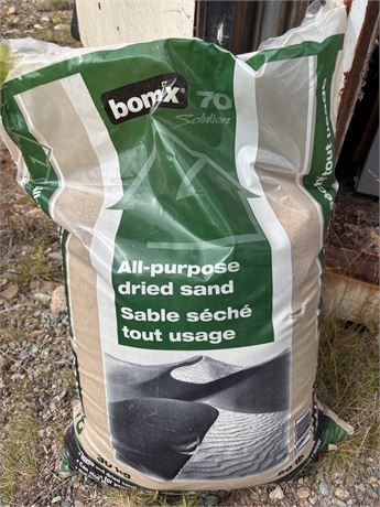 Bomix 70 Solution All-Purpose Dried Sand (30 kg / 66 lbs)