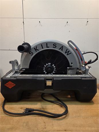 Skilsaw SPT 70 V 16-5/16" Worm Drive Circular Saw with Case - Tested / Working