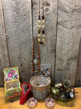 Vintage & Fashion Jewelry w/ Greeting Card Trinket Box, Bangles & Necklaces