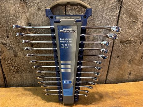 Mastercraft MAXIMUM 13-Piece Metric Combination Wrench Set with Storage Rack